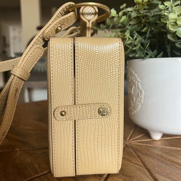 SANCIA The JANOU Box Shoulder Bag - Picture 8 of 16